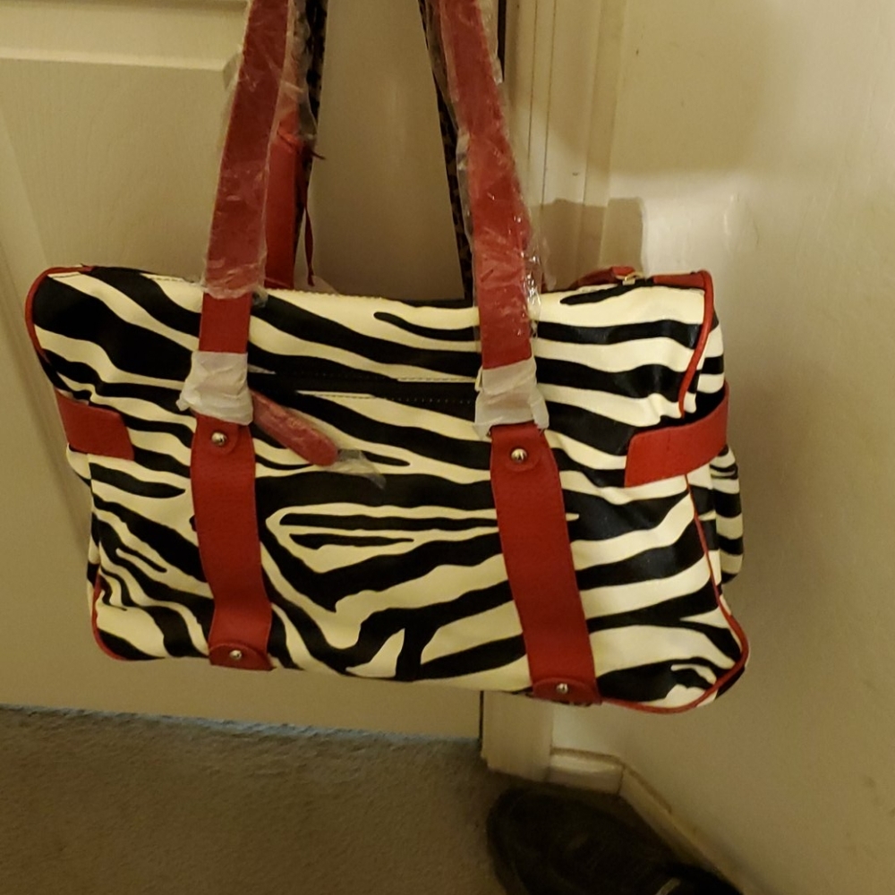 Purse - Picture 3 of 4